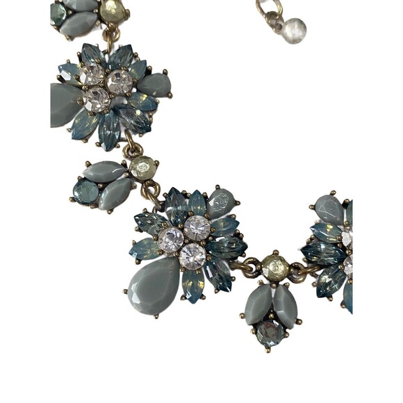 Blue Floral Polished Faceted Crystal Gemstone Rhinestone Bib Statement Necklace - Picture 5 of 12